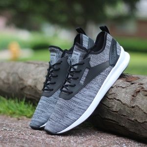 Reebok Men's Size 11 Classics Zoku Runner Shoes